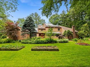 5 Old Parish Dr, South Windsor, CT 06074