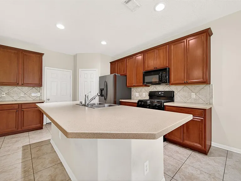 11 Nestlewood Pl — Photo 10