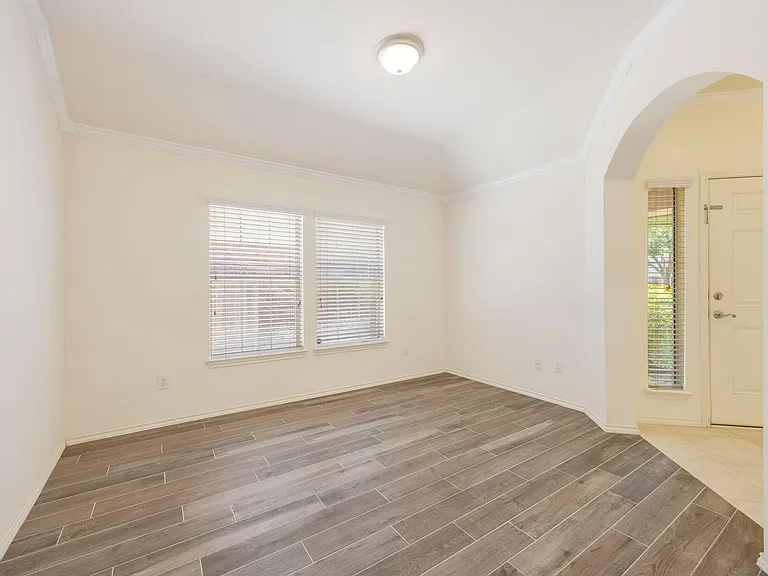 20602 Naples Terrace Ln — Photo 5