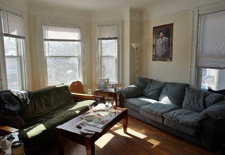 Green St — Photo 8