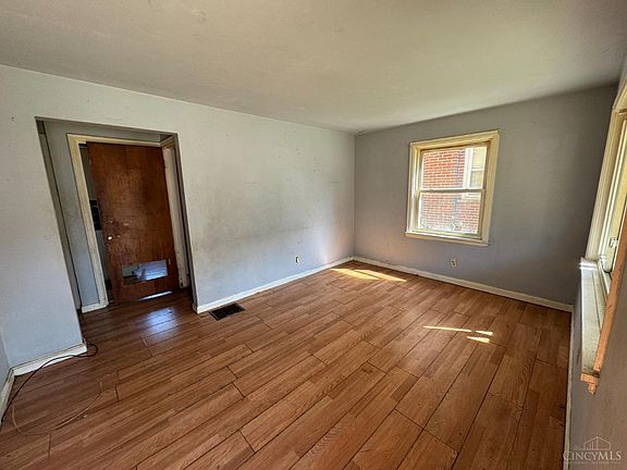 2nd image of 6520 Betts Ave