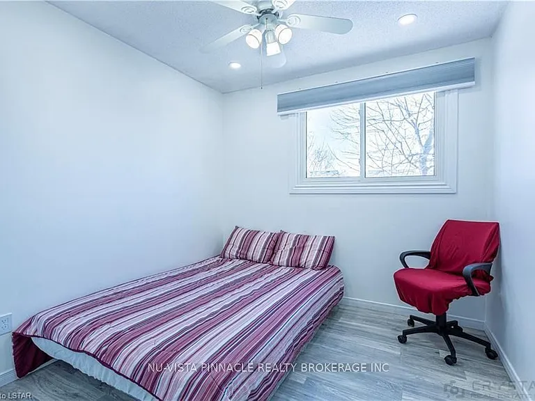 7 Ranchwood Cres — Photo 15