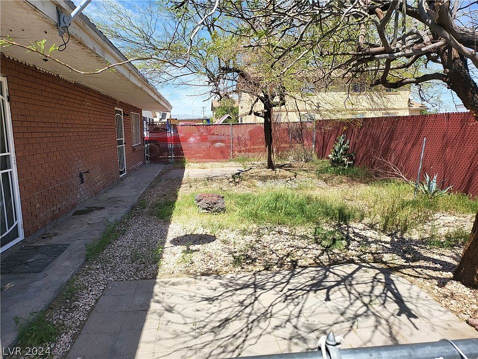 2nd image of 5006 Holt Ave