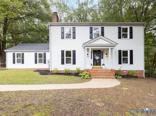 7358 Hill View Dr, Mechanicsville, VA 23111