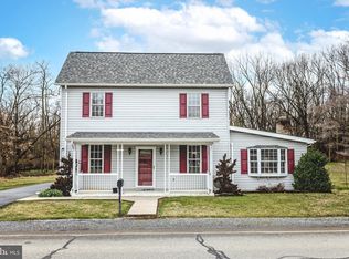 1379 Marshall St, Hagerstown, MD 21740