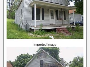 255 Fulton Pl, Canton, IL 61520