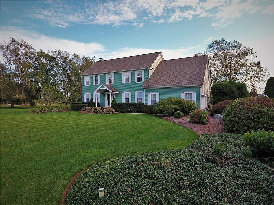 1st image of 69 Steeplebush Dr