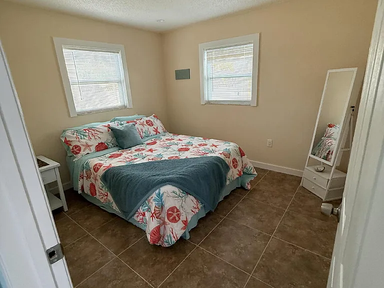 6814 Driftwood Dr — Photo 14