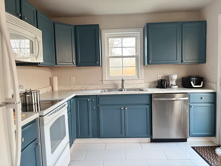 333 Hickory St — Photo 6