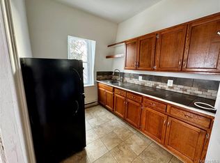 9 Grand St Floor 3, Poughkeepsie, NY 12601