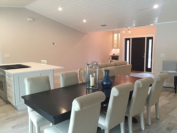 3rd image of 775 Conch Ct