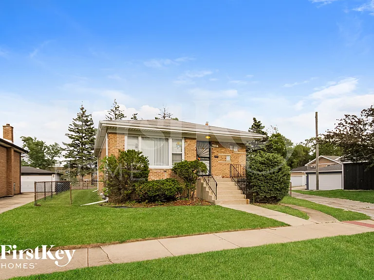 659 Paxton Ave — Photo 2