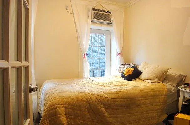 Rented by Town Residential | media 31