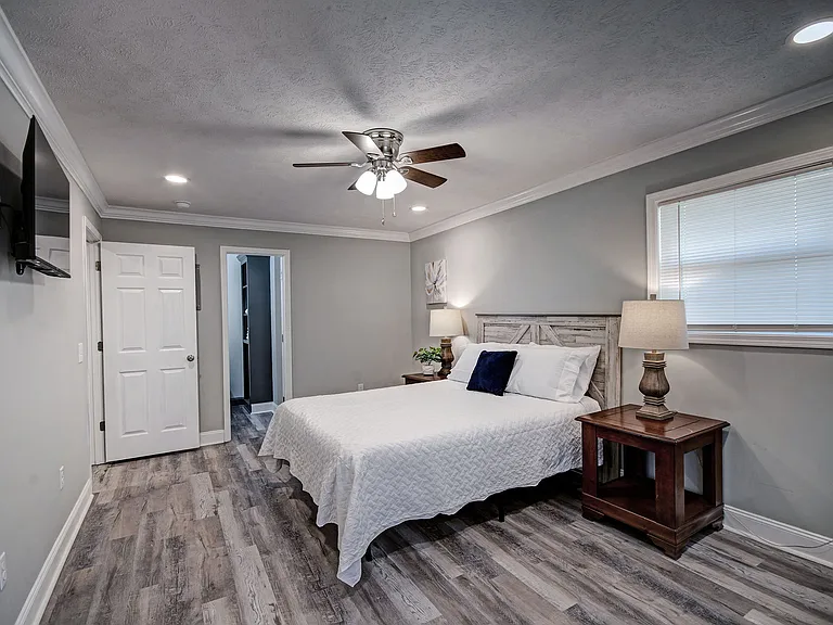 105 Sunset Dr — Photo 26