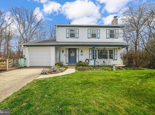 8109 Overton Ct, Springfield, VA 22153