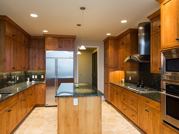 2nd image of 700 W 31st St Suite 1704