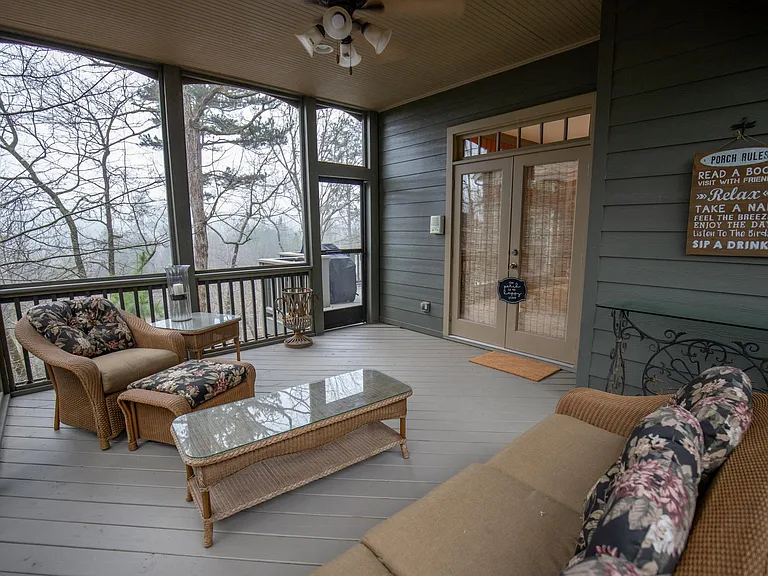 163 Laurel Ridge Trl — Photo 10