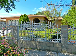 250 N Arrowhead Dr, Rialto, CA 92376