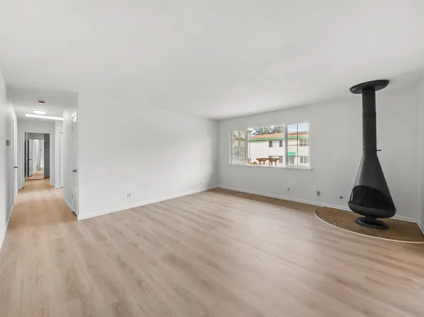 20459 John Dr APT 3, Castro Valley, CA 94546