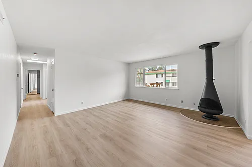 20459 John Dr #3 Photo 1