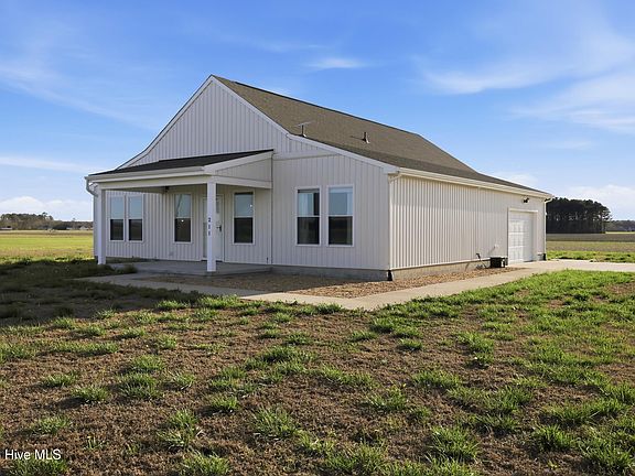 2nd image of 211 Gallberry Road