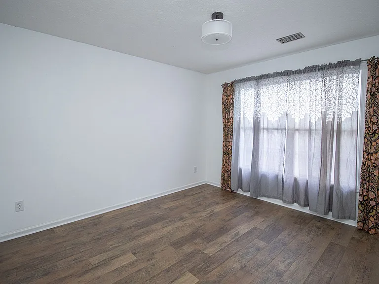 1473 Legion Dr — Photo 37