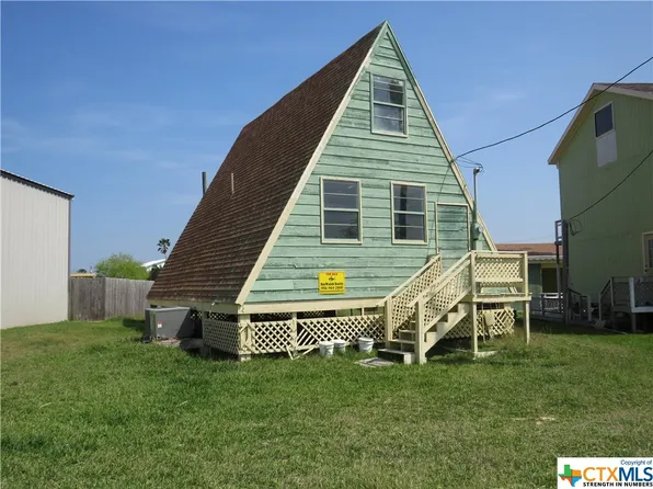 733 Baffin Dr, Port Mansfield, TX 78598