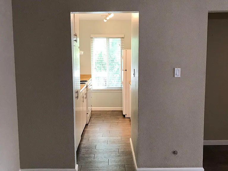 2600 Laguna Cir #E — Photo 10