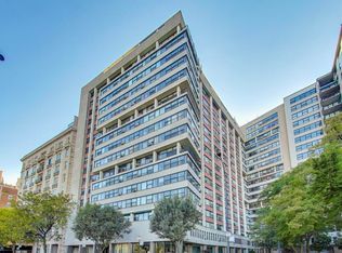 3420 N Lake Shore Dr APT 12HI, Chicago, IL 60657