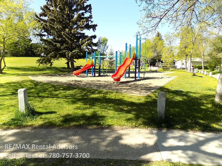 40 Laurier Cres #BASEMENT — Photo 19