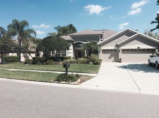 18715 Chaville Rd, Lutz, FL 33558