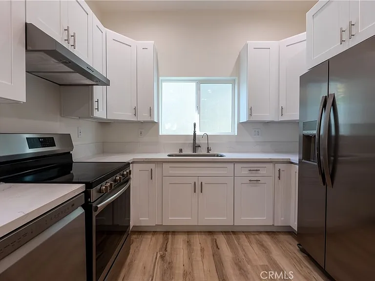 10419 Amigo Ave #1/2 — Photo 4
