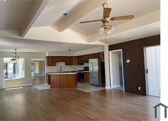 838 Cherry Way — Photo 7