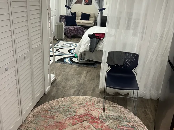 (undisclosed Address), Jersey City, NJ 07305