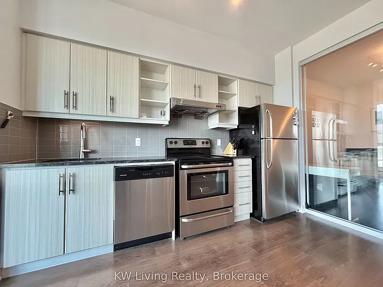 160 Vanderhoof Ave #517 — Photo 7