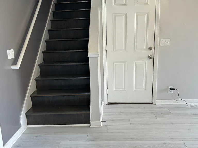 104 Parker Dr — Photo 9