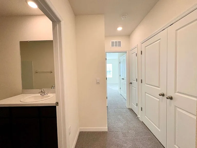 Property Image 101