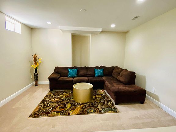 2nd image of 43507 Ogden Pl #Basement