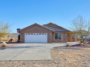 23077 Lancelet St, Apple Valley, CA 92308