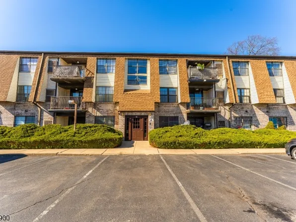 660-672 N Broad St #8, Elizabeth City, NJ 07208