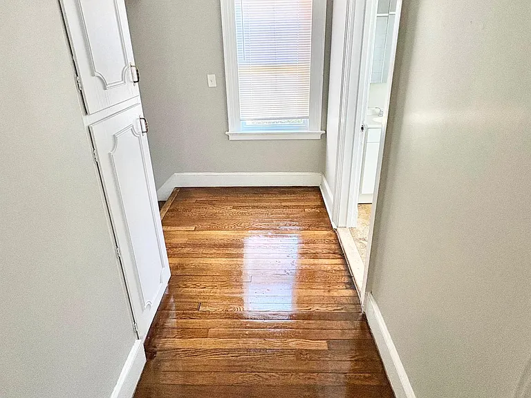 240 Fountain St #2 — Photo 14