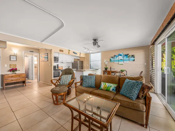 3559 Lower Honoapiilani Rd APT 1F, Lahaina, HI 96761
