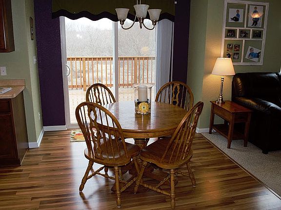 4th image of W195N17325 English Oaks Dr