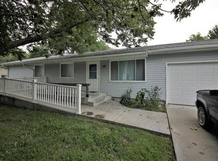 5140 Grassridge Rd, Lincoln, NE 68512