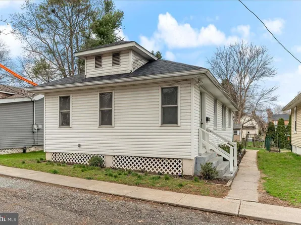 251 Hickory St, Oxford, PA 19363