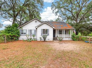 895 Lynn Rd, Waynesville, GA 31566