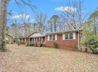 6011 Meadowbrook Dr, Norcross, GA 30093