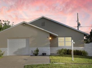 621 86th Ave N, Saint Petersburg, FL 33702