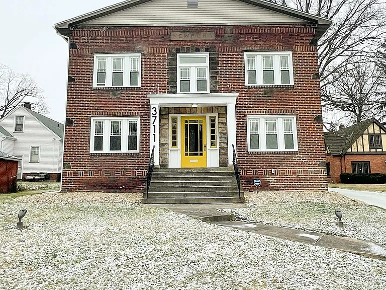 3711 Glenwood Ave #1 — Photo 1