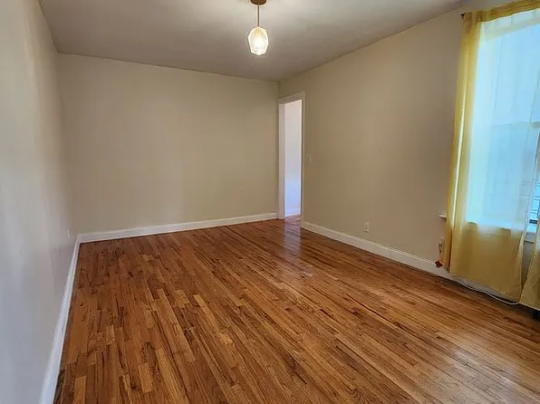 590 Parkside Ave APT 2EE, Brooklyn, NY 11226